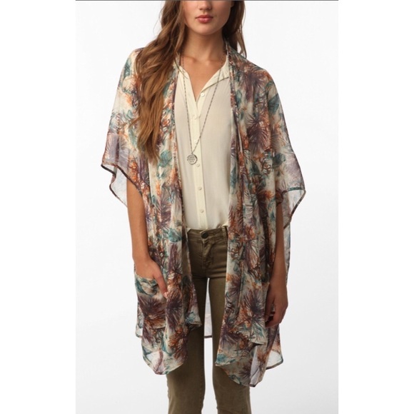 UO Pins and Needles chiffon kimono jacket - Picture 1 of 8